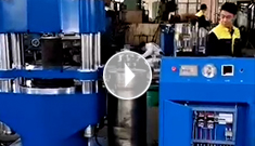  800噸鋼絲繩壓套機出廠前測試，安全達標